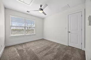 7312 E Ben White Blvd, Austin, TX 78741 - Photo 25