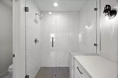 7312 E Ben White Boulevard #10, Austin, TX 78741 - Photo 23