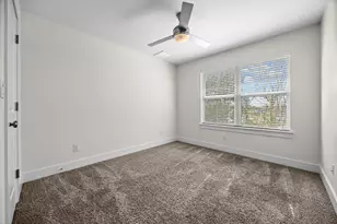 7312 E Ben White Blvd, Austin, TX 78741 - Photo 29