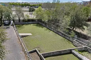 7312 E Ben White Blvd, Austin, TX 78741 - Photo 39