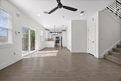 7312 E Ben White Boulevard #10, Austin, TX 78741 - Photo 5