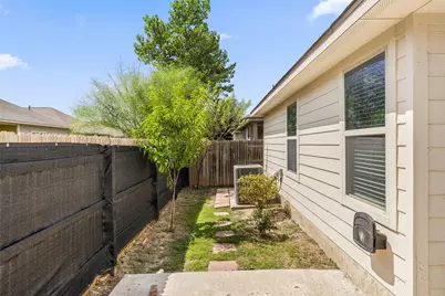 118 Trailstone Drive, Bastrop, TX 78602 - Photo 27