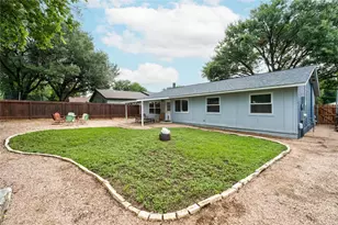 11102 Ptarmigan Dr, Austin, TX 78758 - Photo 19