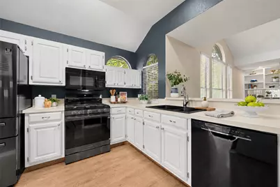 2110 Elder Place, Round Rock, TX 78664 - Photo 11