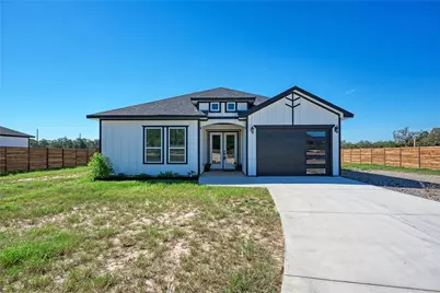 123 Los Robles Road, Elgin, TX 78621 - Photo 3