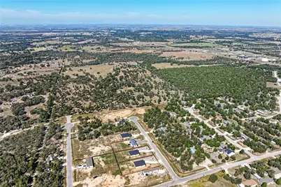 123 Los Robles Road, Elgin, TX 78621 - Photo 35
