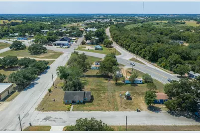 650 S Main Street, Giddings, TX 78942 - Photo 21