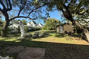 1106 Justin Ln, Austin, TX 78757 - Photo 7