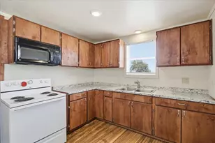 7033 Fm County Road 957, Schulenburg, TX 78956 - Photo 9