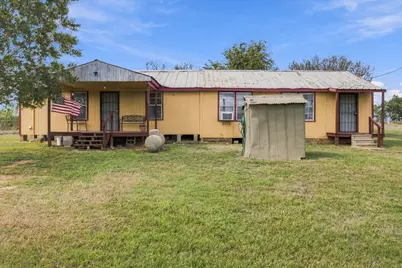 7033 Fm County Road 957, Schulenburg, TX 78956 - Photo 1