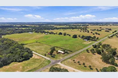 7033 Fm County Road 957, Schulenburg, TX 78956 - Photo 33