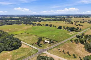 7033 Fm County Road 957, Schulenburg, TX 78956 - Photo 33