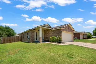1004 Whitley Dr, Leander, TX 78641 - Photo 3