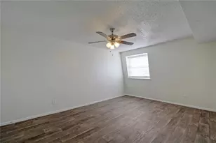 1825 Wooten Park Dr, Austin, TX 78757 - Photo 17