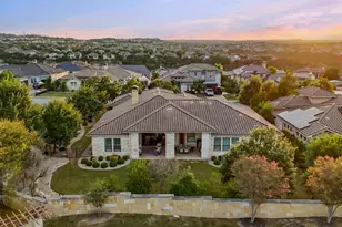 203 Bisset Ct, Lakeway, TX 78738 - Photo 5