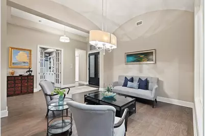 203 Bisset Court, Lakeway, TX 78738 - Photo 9