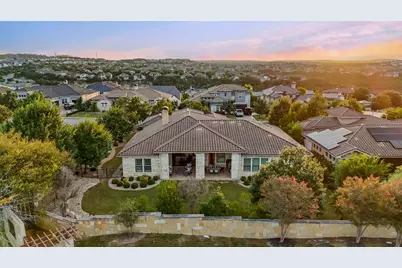203 Bisset Court, Lakeway, TX 78738 - Photo 5