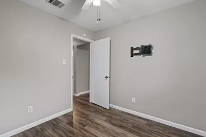 7022 Buccaneer Trail, Austin, TX 78729 - Photo 7