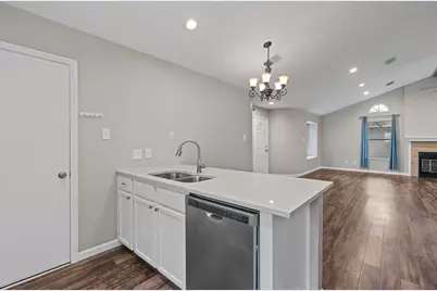 7022 Buccaneer Trail, Austin, TX 78729 - Photo 9