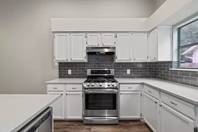 7022 Buccaneer Trail, Austin, TX 78729 - Photo 11