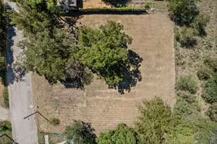 1104 Gravel St, San Marcos, TX 78666 - Photo 9