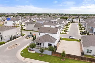 17504 Emperador Dr, Round Rock, TX 78664 - Photo 23