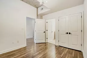 360 Nueces St, Austin, TX 78701 - Photo 31