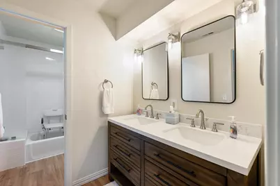 6033 Mount Bonnell Cove, Austin, TX 78731 - Photo 23