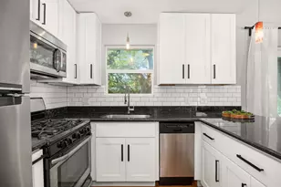 2309 Pruett St, Austin, TX 78703 - Photo 7