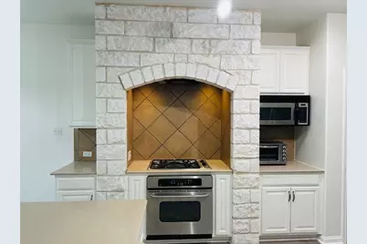 18501 Blue Pond Drive, Pflugerville, TX 78660 - Photo 9