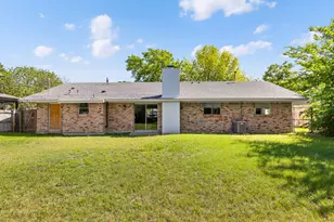 1801 Belford Dr, Austin, TX 78757 - Photo 33
