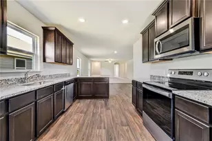 14008 Prospector Wy, Elgin, TX 78621 - Photo 3