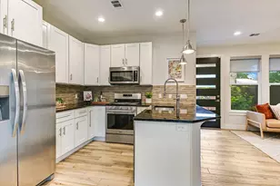 5102 Martin Ave, Austin, TX 78751 - Photo 3