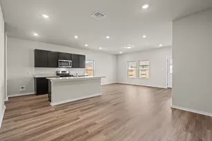 13717 Ryan Range Ln, Elgin, TX 78621 - Photo 13