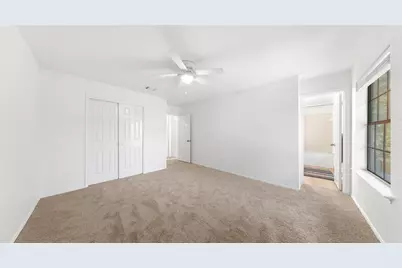 13248 Kerrville Folkway, Austin, TX 78729 - Photo 17
