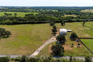 160 McVay Ln, Elgin, TX 78621 - Photo 13