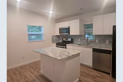 1104 N Hackberry Street, Lampasas, TX 76550 - Photo 21