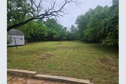 1104 N Hackberry Street, Lampasas, TX 76550 - Photo 13