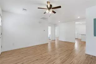 1104 N Hackberry St, Lampasas, TX 76550 - Photo 23