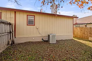 12130 Thompkins Dr, Austin, TX 78753 - Photo 35