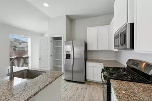 120 Lyndon Dr, San Marcos, TX 78666 - Photo 11