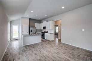 120 Lyndon Dr, San Marcos, TX 78666 - Photo 7