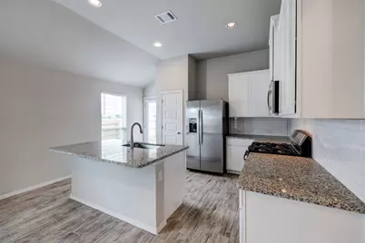 120 Lyndon Drive, San Marcos, TX 78666 - Photo 9