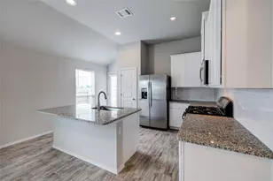 120 Lyndon Dr, San Marcos, TX 78666 - Photo 9