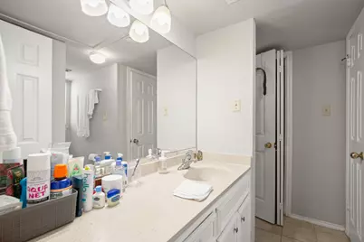 706 W 22nd Street #206, Austin, TX 78705 - Photo 7