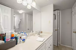 706 W 22nd St, Austin, TX 78705 - Photo 7