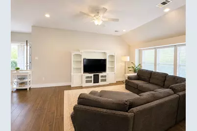 1732 Arapaho Mountain Pass, Leander, TX 78641 - Photo 9