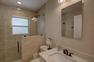1902 E 18th St, Georgetown, TX 78626 - Photo 27
