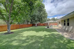 1902 E 18th St, Georgetown, TX 78626 - Photo 33