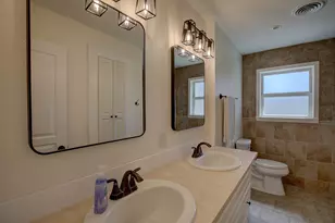 1902 E 18th St, Georgetown, TX 78626 - Photo 23